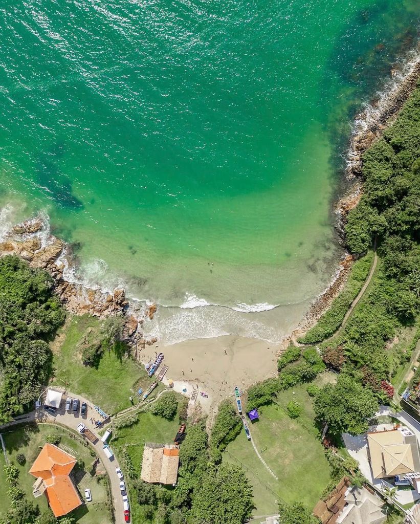 Vista aérea da praia NO MAD